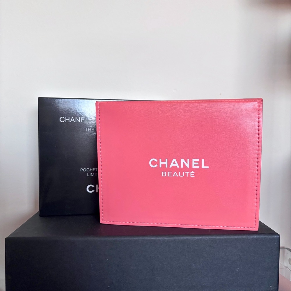 Chanel Beauty Cosmetic bag